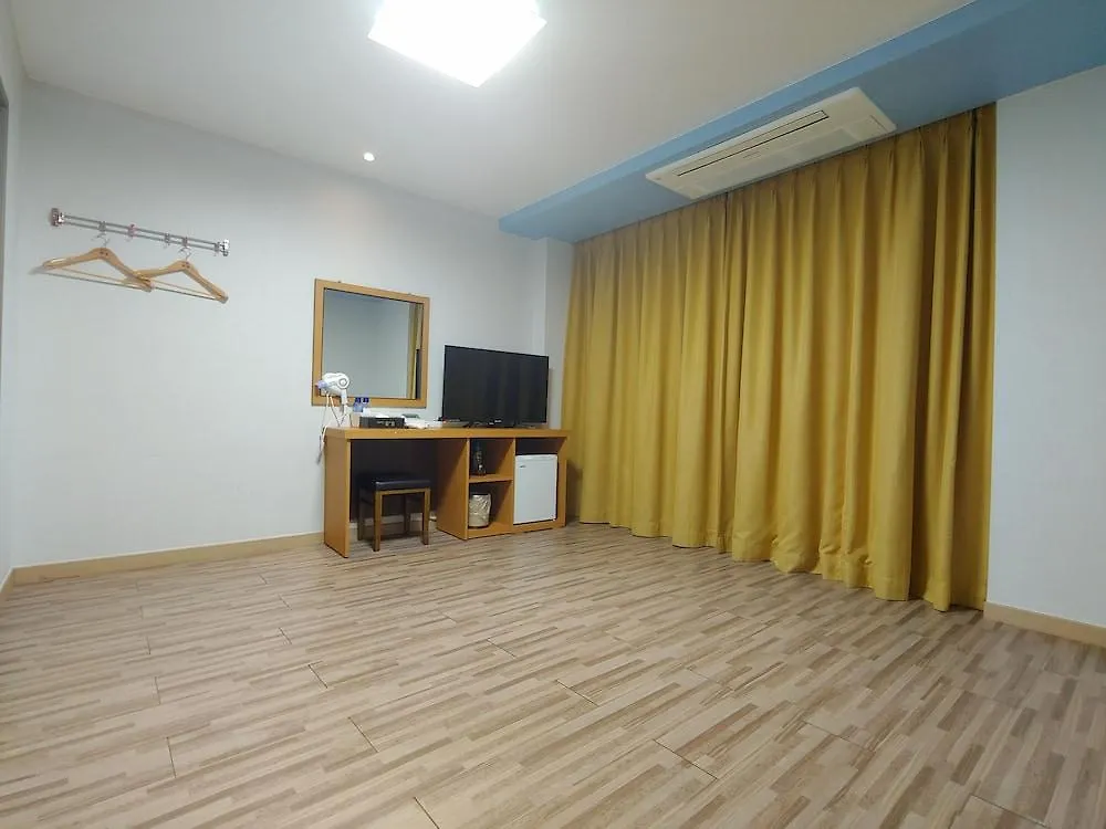 Gallery Hotel Bnb Jeju