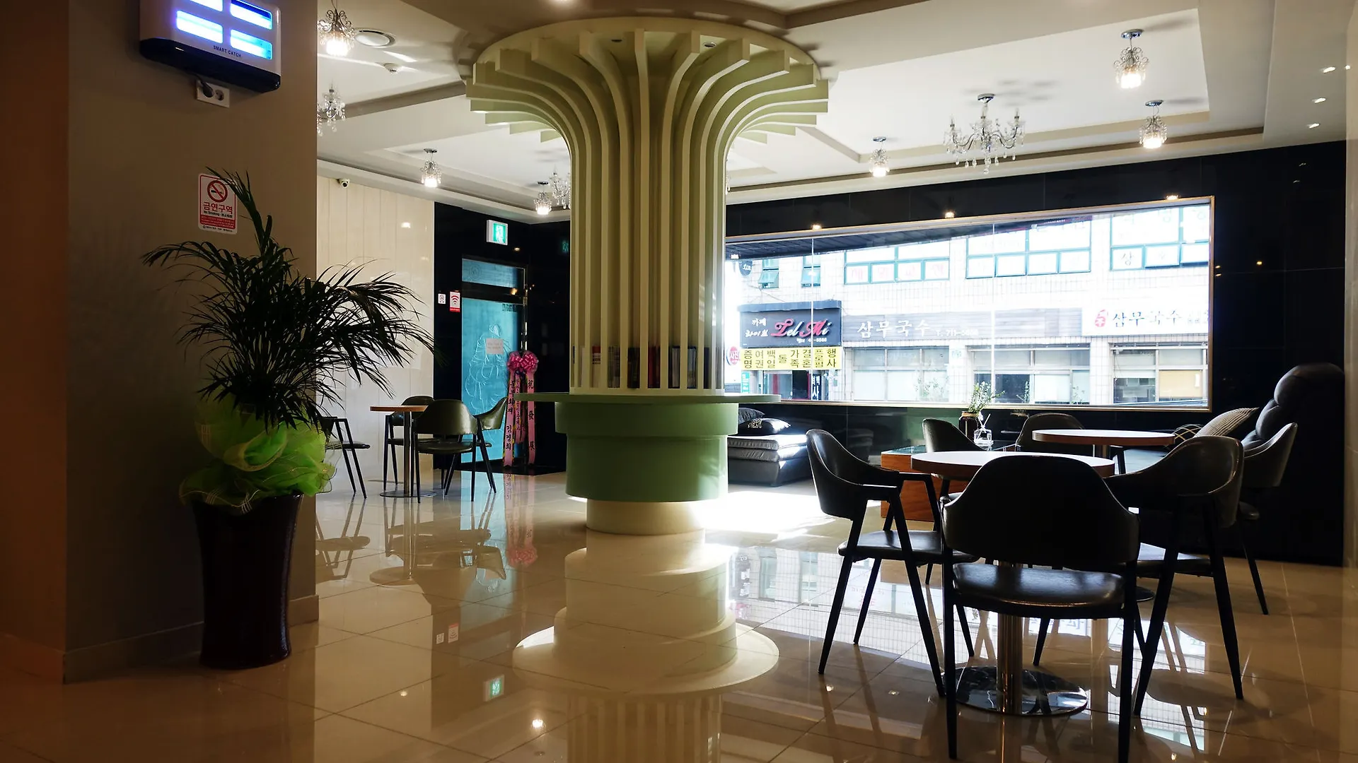 Gallery Hotel Bnb Jeju 3*,
